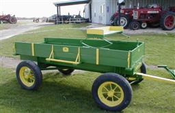 John Deere Parade Wagon 