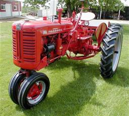 Farmall 200 Tractor
